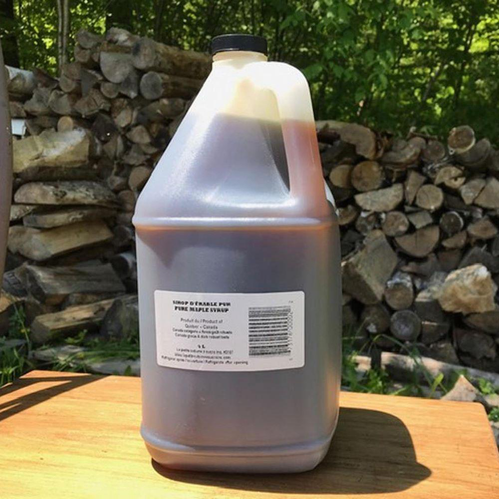 P. Cabane Sucre Dark Strong Taste Montreal Maple Syrup, 4 L -- 6 Per Case